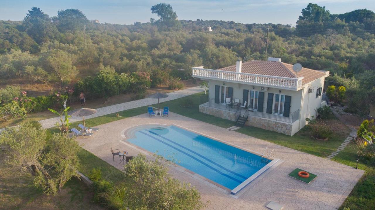 Villa Adonis Halikounas 外观 照片